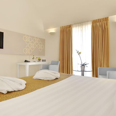 Ruth Daniel Residence Tel Aviv Esterno foto