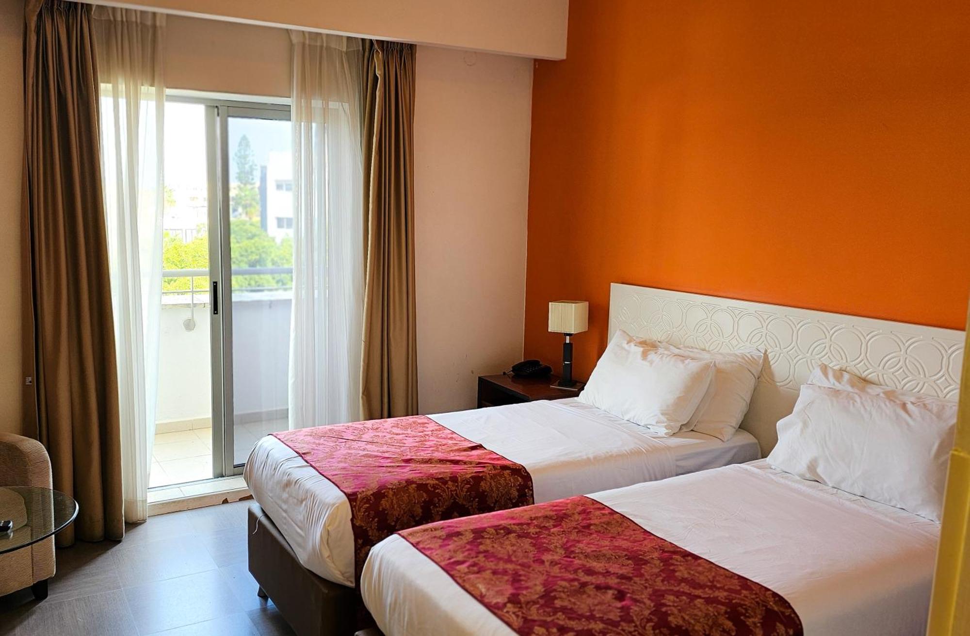 Ruth Daniel Residence Tel Aviv Esterno foto
