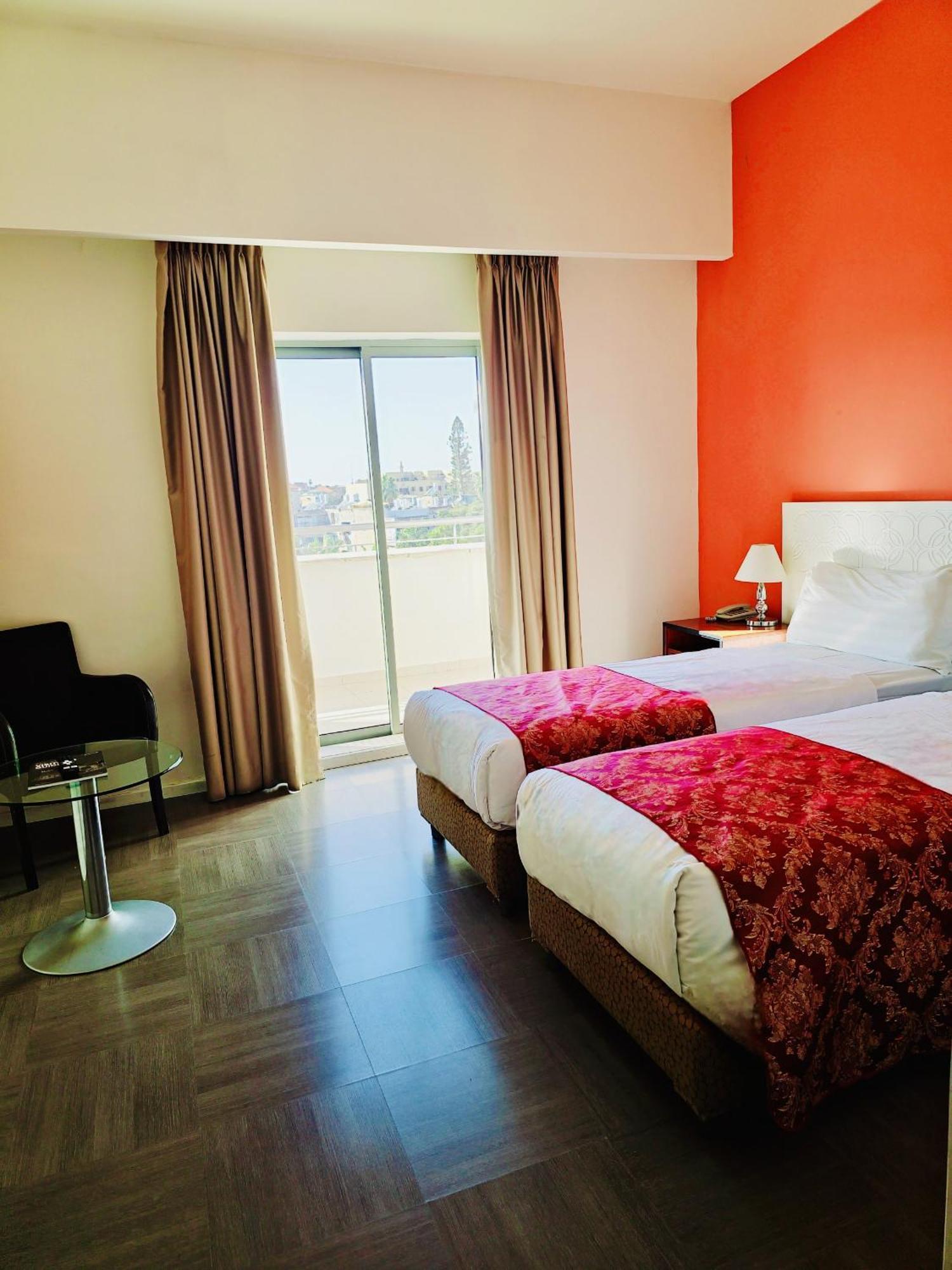 Ruth Daniel Residence Tel Aviv Esterno foto